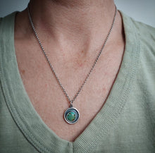 Load image into Gallery viewer, Moonshadow Necklace
