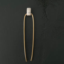 Load image into Gallery viewer, White Buffalo Hair Fork
