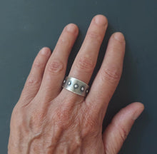 Load image into Gallery viewer, Nocturne Ring
