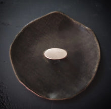 Load image into Gallery viewer, Signet Ring size 7.5
