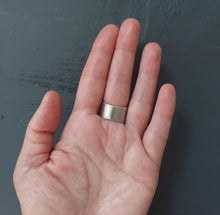 Load image into Gallery viewer, Earth Story Ring
