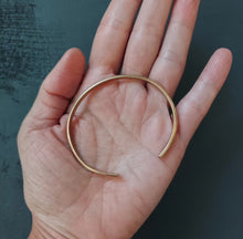 Load image into Gallery viewer, Element Cuff~14K Gold Fill m/l
