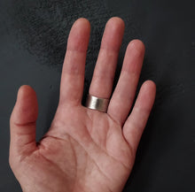 Load image into Gallery viewer, Dreamscape Ring
