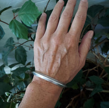 Load image into Gallery viewer, Triangular Element Cuff Sterling Silver m/l (can be sized down)
