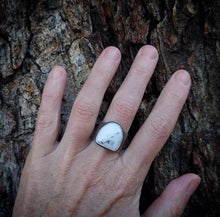 Load image into Gallery viewer, Moon Magic Ring
