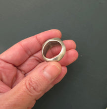 Load image into Gallery viewer, Turquoise Signet Ring 8
