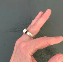 Load image into Gallery viewer, Traverse Ring
