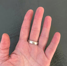 Load image into Gallery viewer, Traverse Ring

