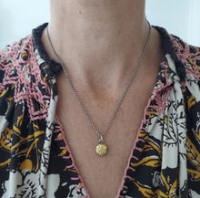 Load image into Gallery viewer, Golden Necklace
