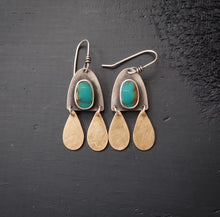Load image into Gallery viewer, Glow Earrings

