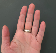 Load image into Gallery viewer, Turquoise Signet Ring 6.25
