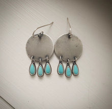 Load image into Gallery viewer, Presence Earrings
