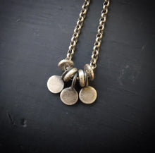 Load image into Gallery viewer, Bead Necklace
