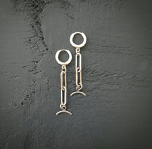 Load image into Gallery viewer, Chain Hoop Earrings
