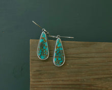 Load image into Gallery viewer, Turquoise Drop Earrings

