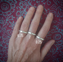 Load image into Gallery viewer, Connection Ring~3 sizes
