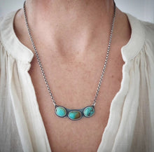 Load image into Gallery viewer, Presence Necklace
