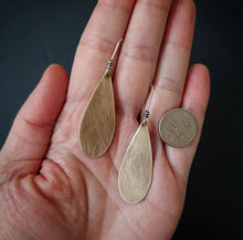 Load image into Gallery viewer, Golden Earrings

