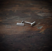 Load image into Gallery viewer, Short Bar Post Earrings
