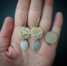Load image into Gallery viewer, Rise Earrings
