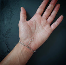 Load image into Gallery viewer, Lightweight Element Link Bracelet
