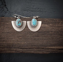 Load image into Gallery viewer, Moon Glow Earrings
