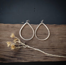 Load image into Gallery viewer, Element Earrings
