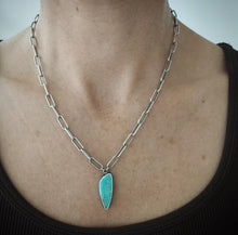 Load image into Gallery viewer, Point Necklace
