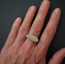 Load image into Gallery viewer, Element Ring size 7
