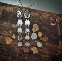 Load image into Gallery viewer, Dreamer Earrings
