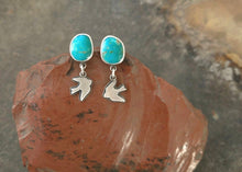 Load image into Gallery viewer, Rise Earrings

