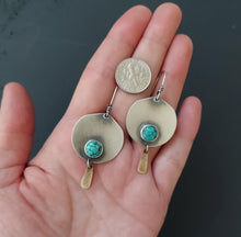Load image into Gallery viewer, Presence Earrings
