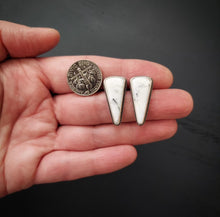Load image into Gallery viewer, White Buffalo Point Post Earrings
