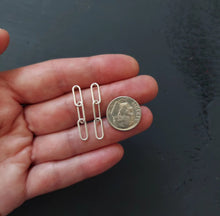 Load image into Gallery viewer, Paperclip Chain Post Earrings
