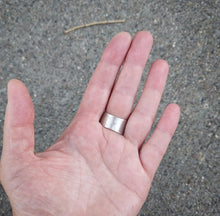 Load image into Gallery viewer, Emergence Ring
