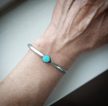 Load image into Gallery viewer, Blue Dot Cuff~lightweight~s/m
