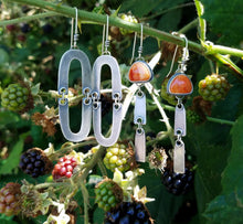 Load image into Gallery viewer, Spiny Oyster Earrings

