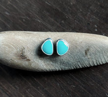 Load image into Gallery viewer, Kingman Turquoise Studs no.2
