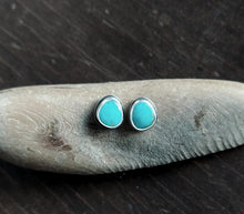 Load image into Gallery viewer, Kingman Turquoise Studs no.4
