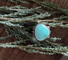 Load image into Gallery viewer, Bluebird Ring
