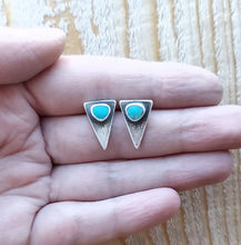 Load image into Gallery viewer, Kingman Turquoise Points
