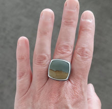 Load image into Gallery viewer, Dreamscape Ring
