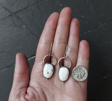 Load image into Gallery viewer, Dawn Earrings

