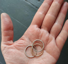 Load image into Gallery viewer, Sterling+Gold Stacking Set size 7.25
