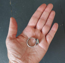 Load image into Gallery viewer, River Pool Ring no.1
