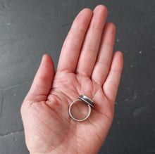 Load image into Gallery viewer, Be Light Ring
