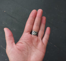 Load image into Gallery viewer, Flourish Ring
