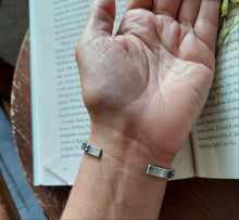 Load image into Gallery viewer, Element Cuff no.1
