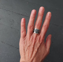 Load image into Gallery viewer, Cedar Ring
