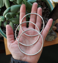 Load image into Gallery viewer, Element Bangles s/m
